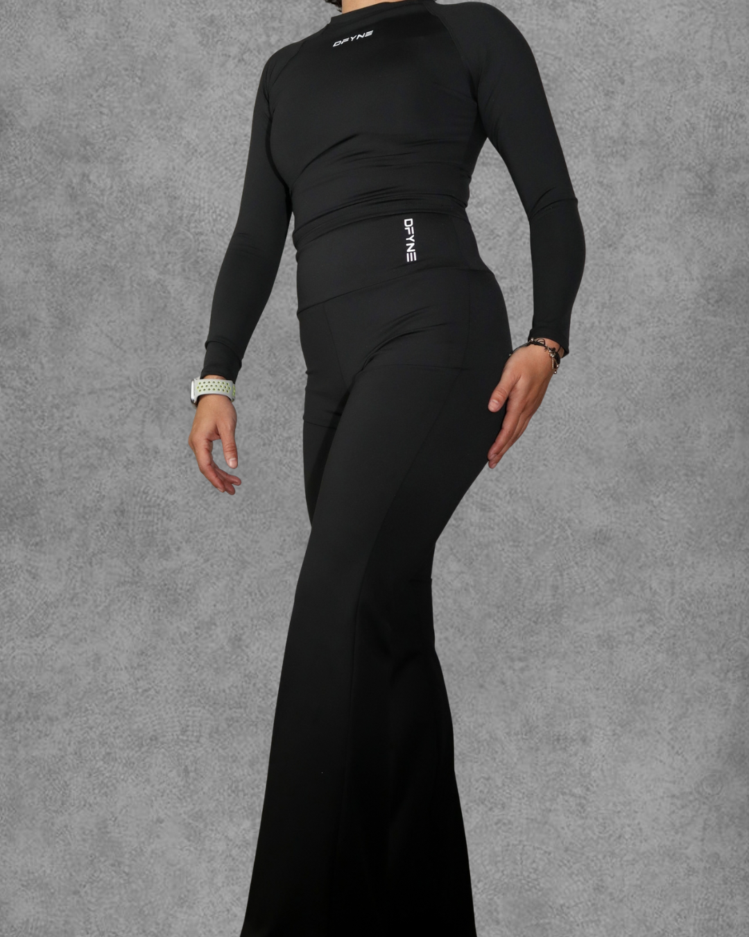 CONJUNTO SLEEVE TOP FLARES