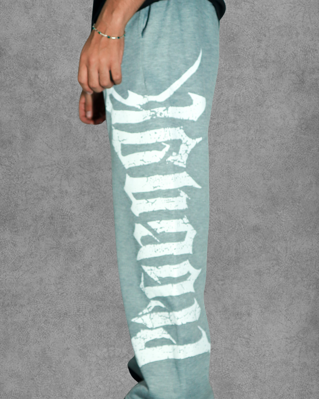 BAGGY REVENGE YOUNGLA