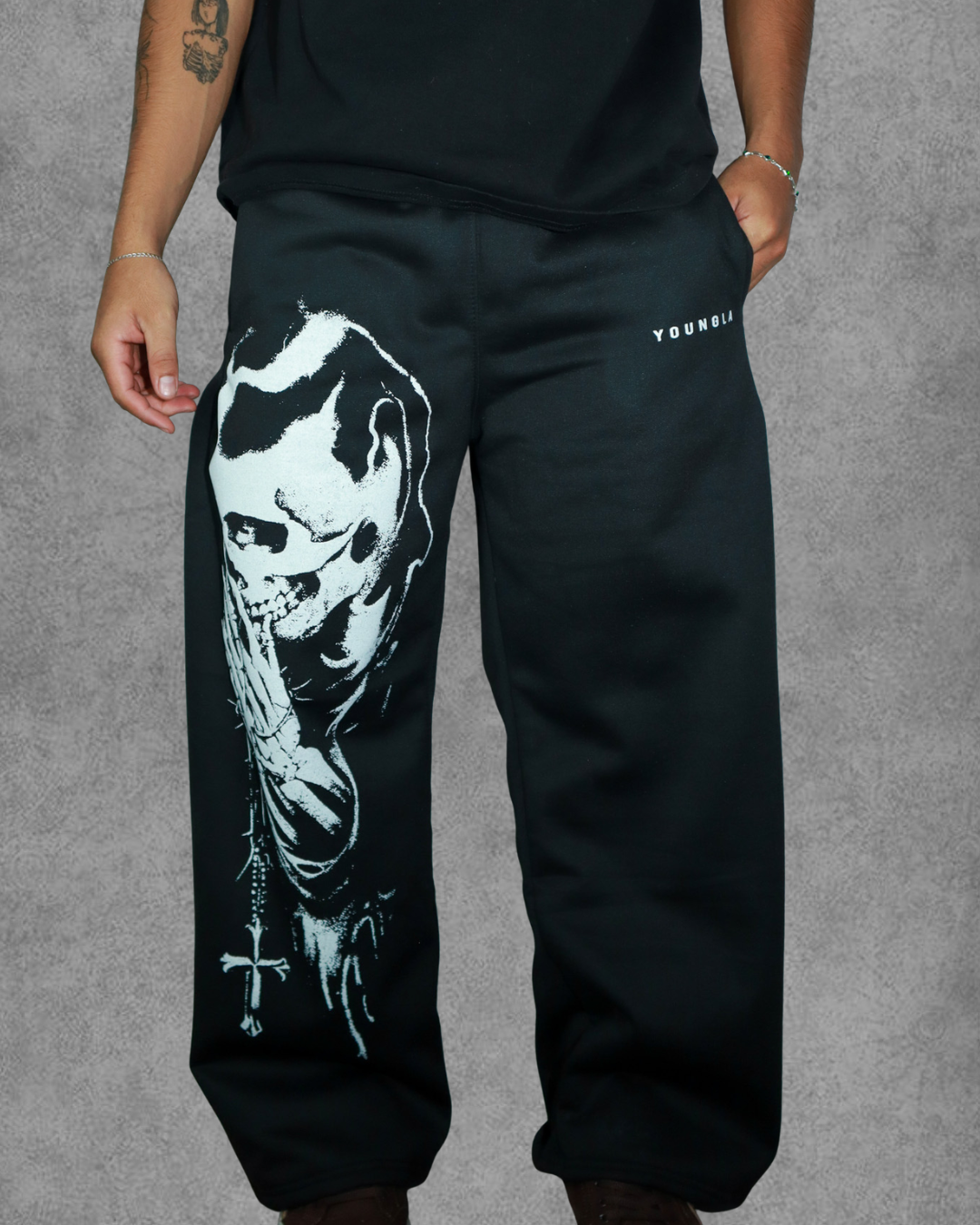 BAGGY DIVINE SWEATS YOUNGLA