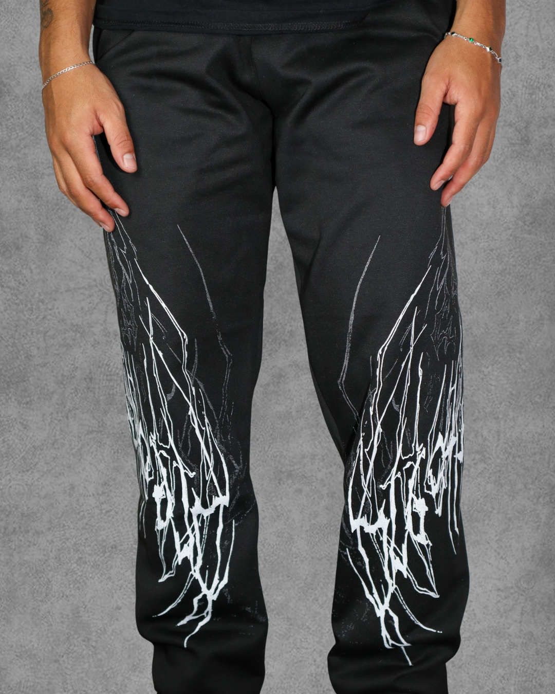 JOGGER DARK LIGHTNING BREATHDIVINITY
