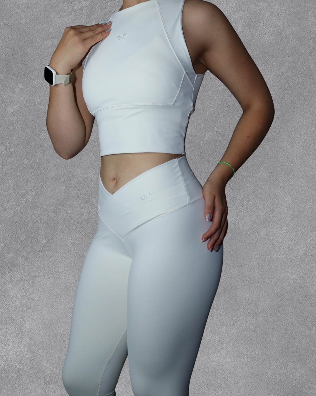 CONJUNTO SIN MANGAS ALO