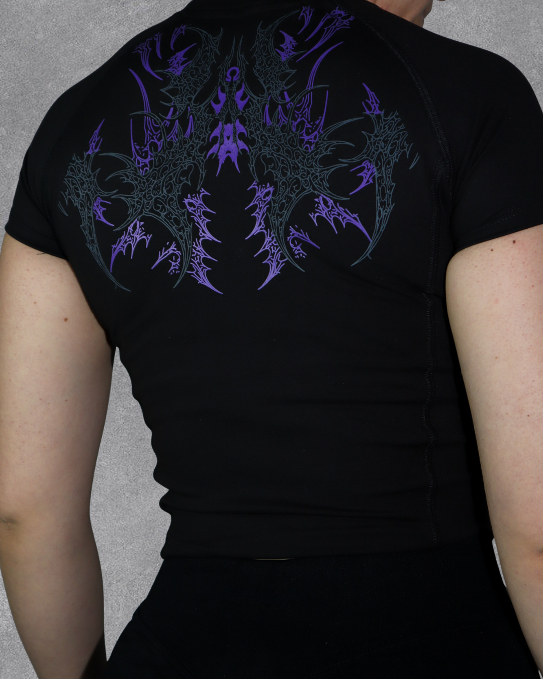 COMPRESION DARK FANTASY BREATHEDIVINITY