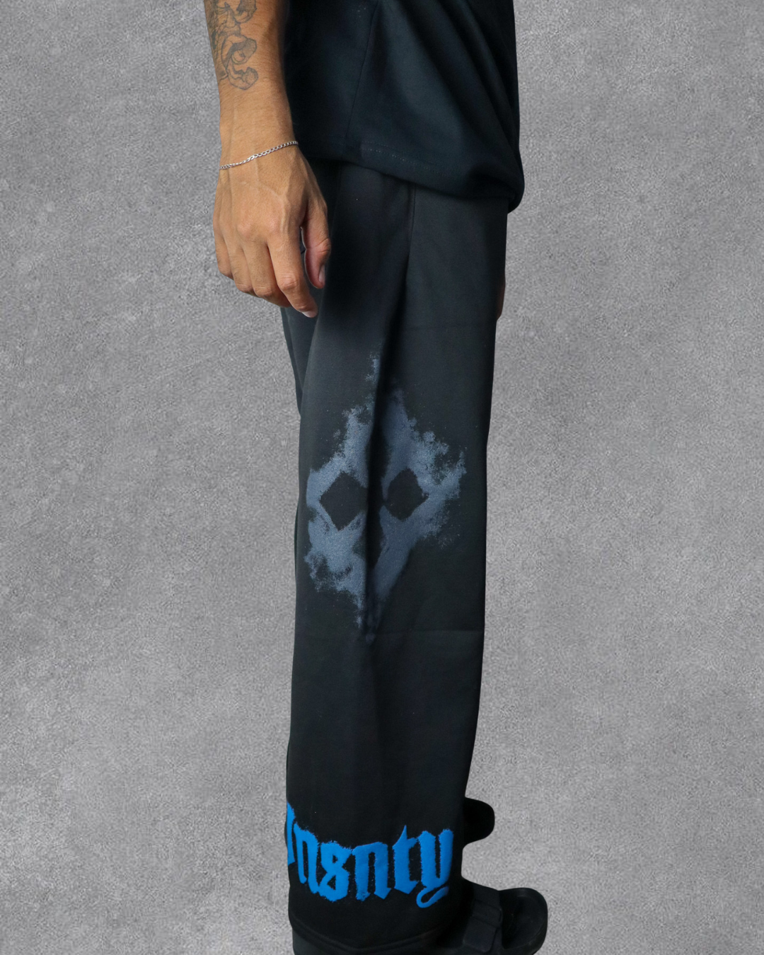 BAGGY SWEATS DUSK CONTROLLED INSANITY