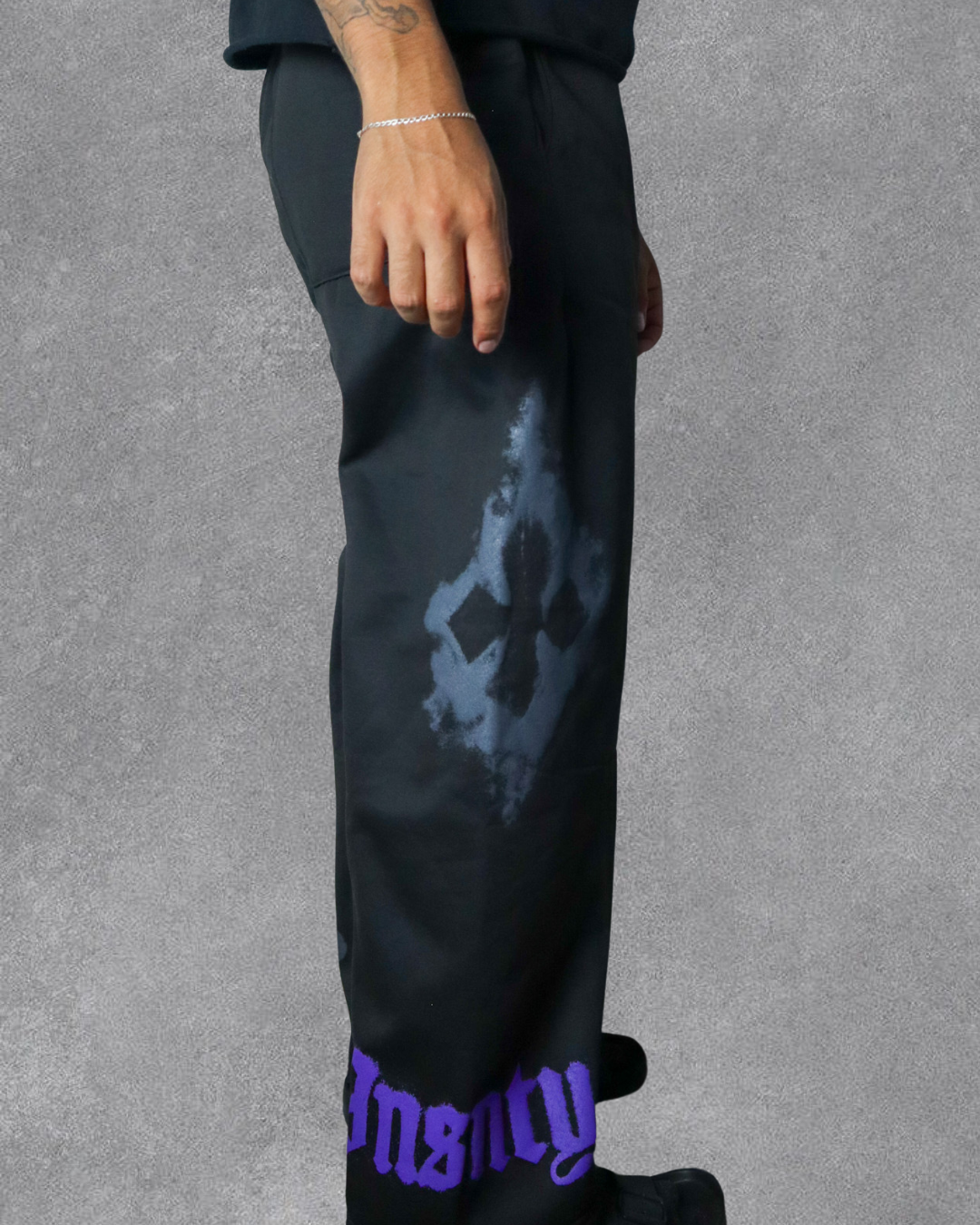 BAGGY SWEATS DUSK CONTROLLED INSANITY