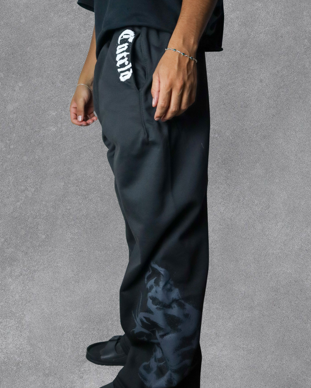BAGGY SWEATS DUSK CONTROLLED INSANITY