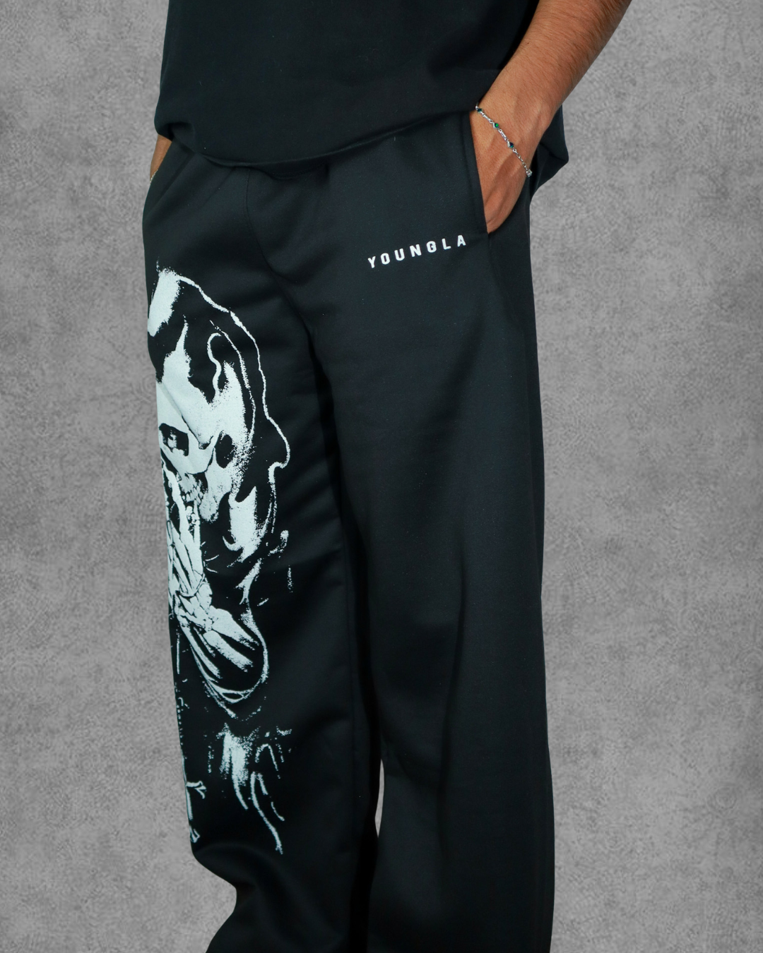 BAGGY DIVINE SWEATS YOUNGLA