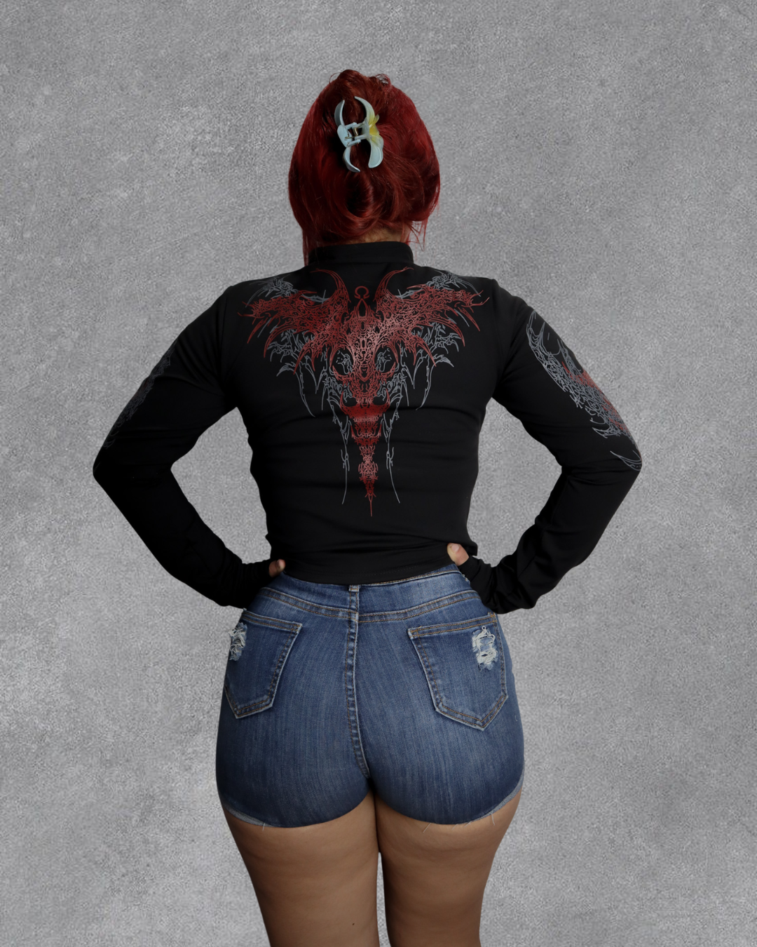 CHAMARRA DARK FANTASY BREATHEDIVINITY ‼️TELA NUEVA‼️