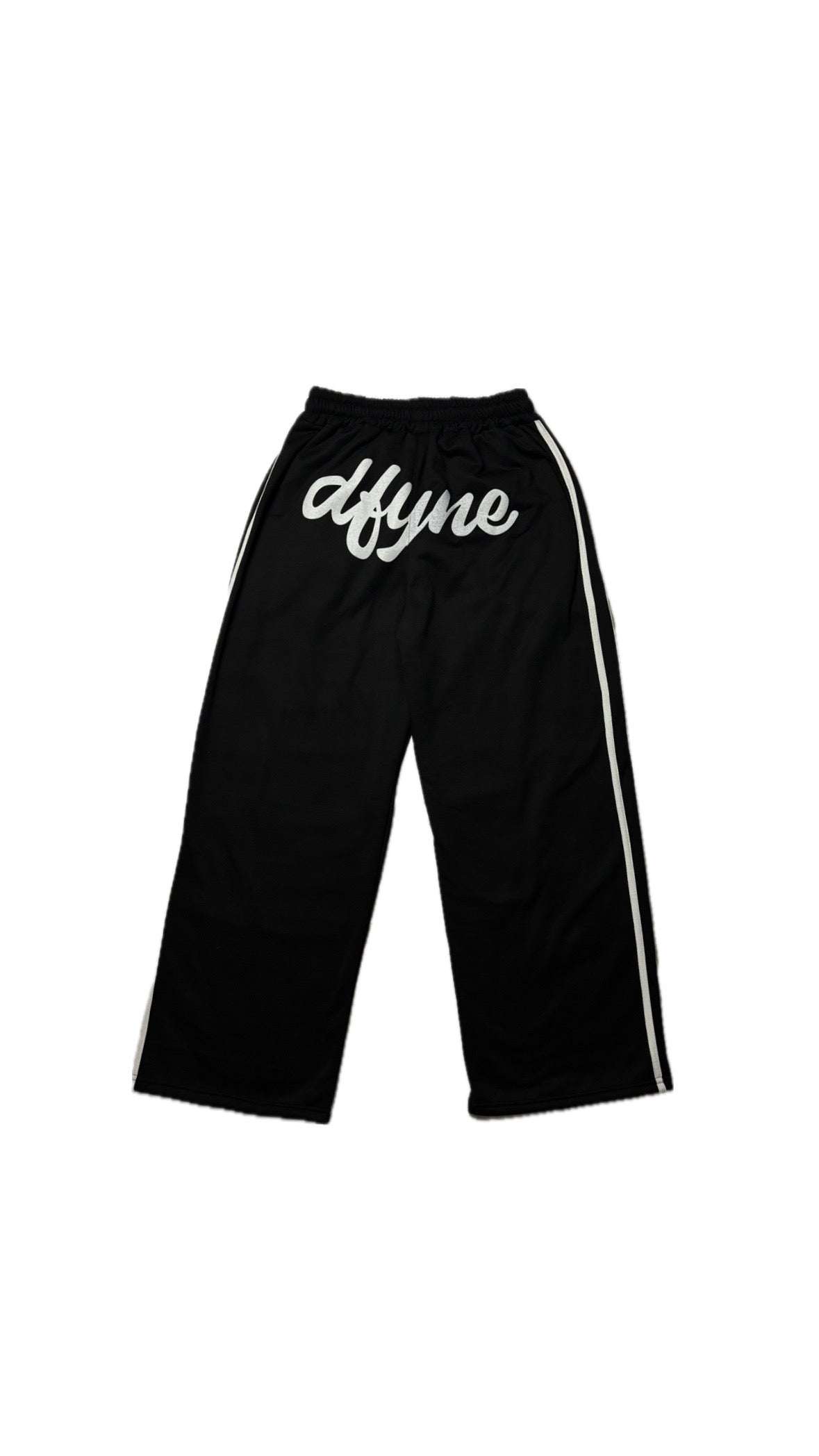 BAGGY 4TH BIRTHDAY WIDE LEG JOGGER DFYNE