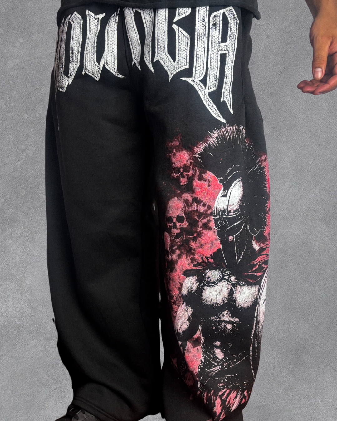 BAGGY YOUNGLA X AXEL SPARTAN SWEATS