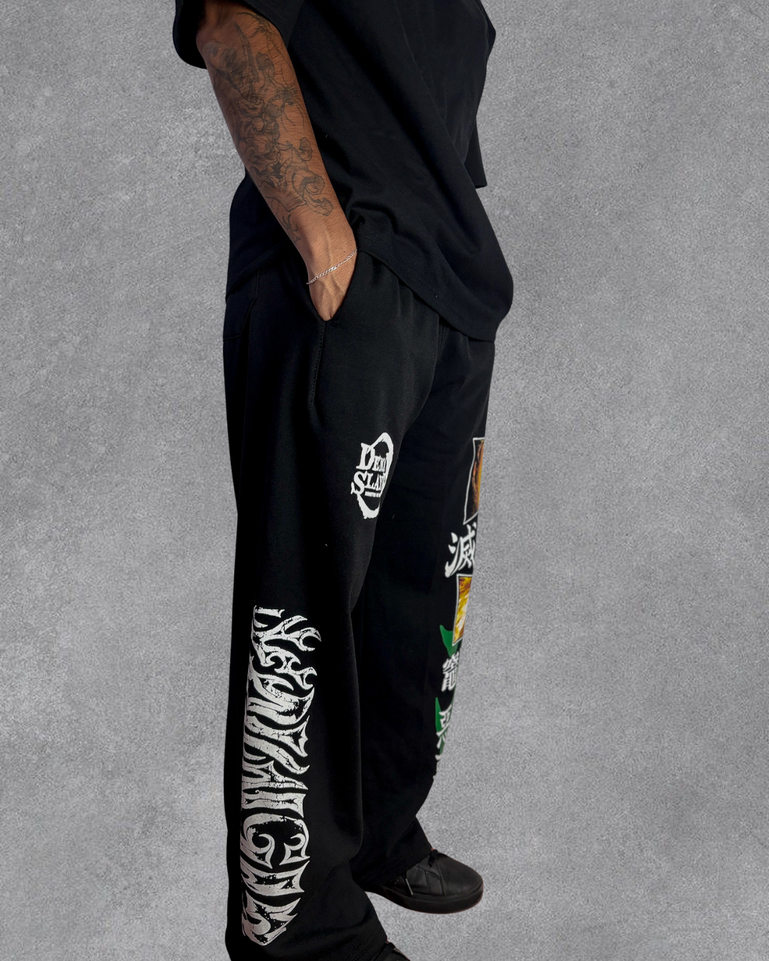 BAGGY DEMON SLAYER YOUNGLA SWEATS ‼️TELA PREMIUM‼️