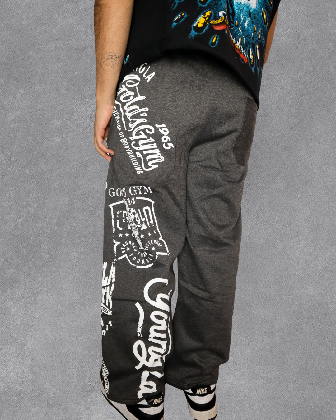 BAGGY GOLD´S GYM EVOLUTION SWEATS YOUNGLA