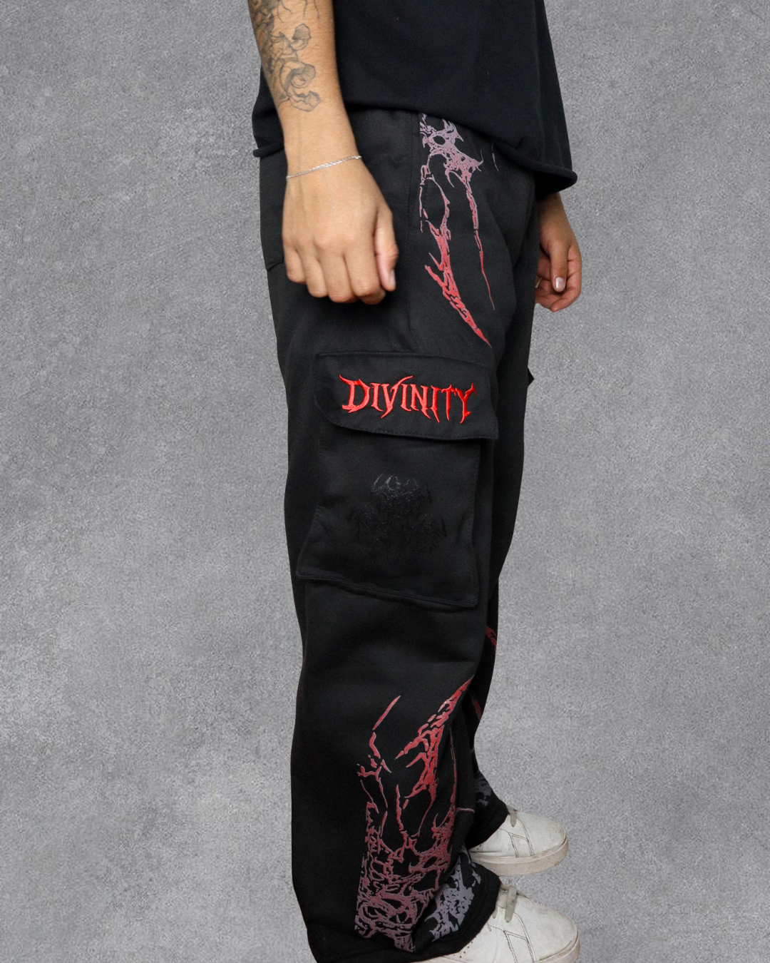 BAGGY CARGO XENOBLADE UNCUFFED BREATHEDIVINITY