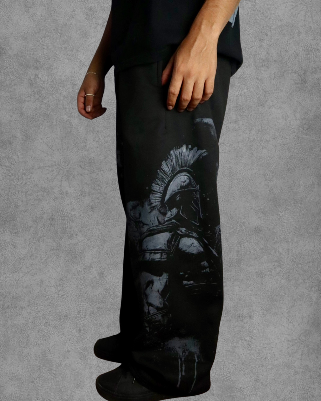 BAGGY YOUNGLA X AXEL SPARTAN SWEATS
