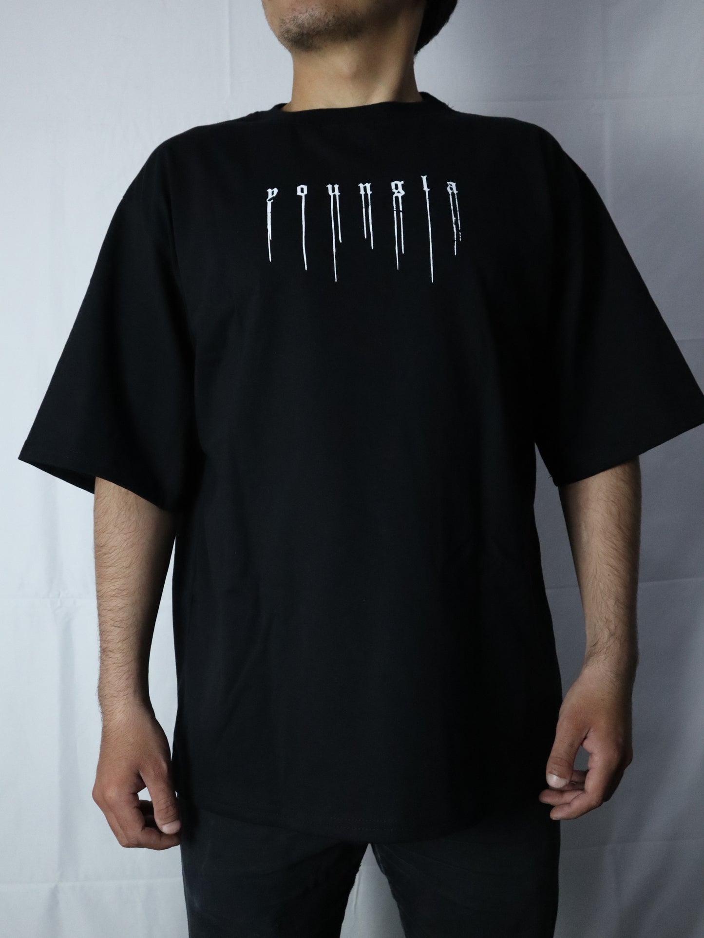 OVERSIZE BLACKLETTER YOUNGLA